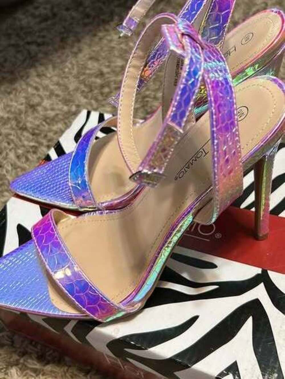 Hot Tomato Iridescent Pink Heeled Sandals Size 9W